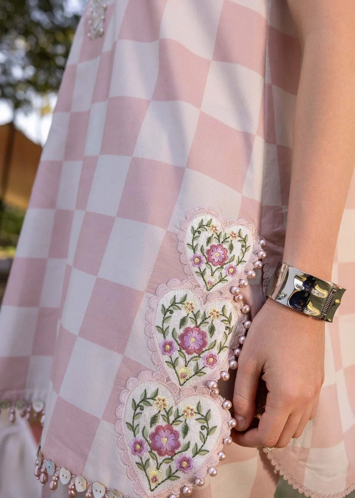 Grace S1351 - Printed & Embroidered 3pc Lawn Dress With Embroidered Sequence Chiffon Dupatta.