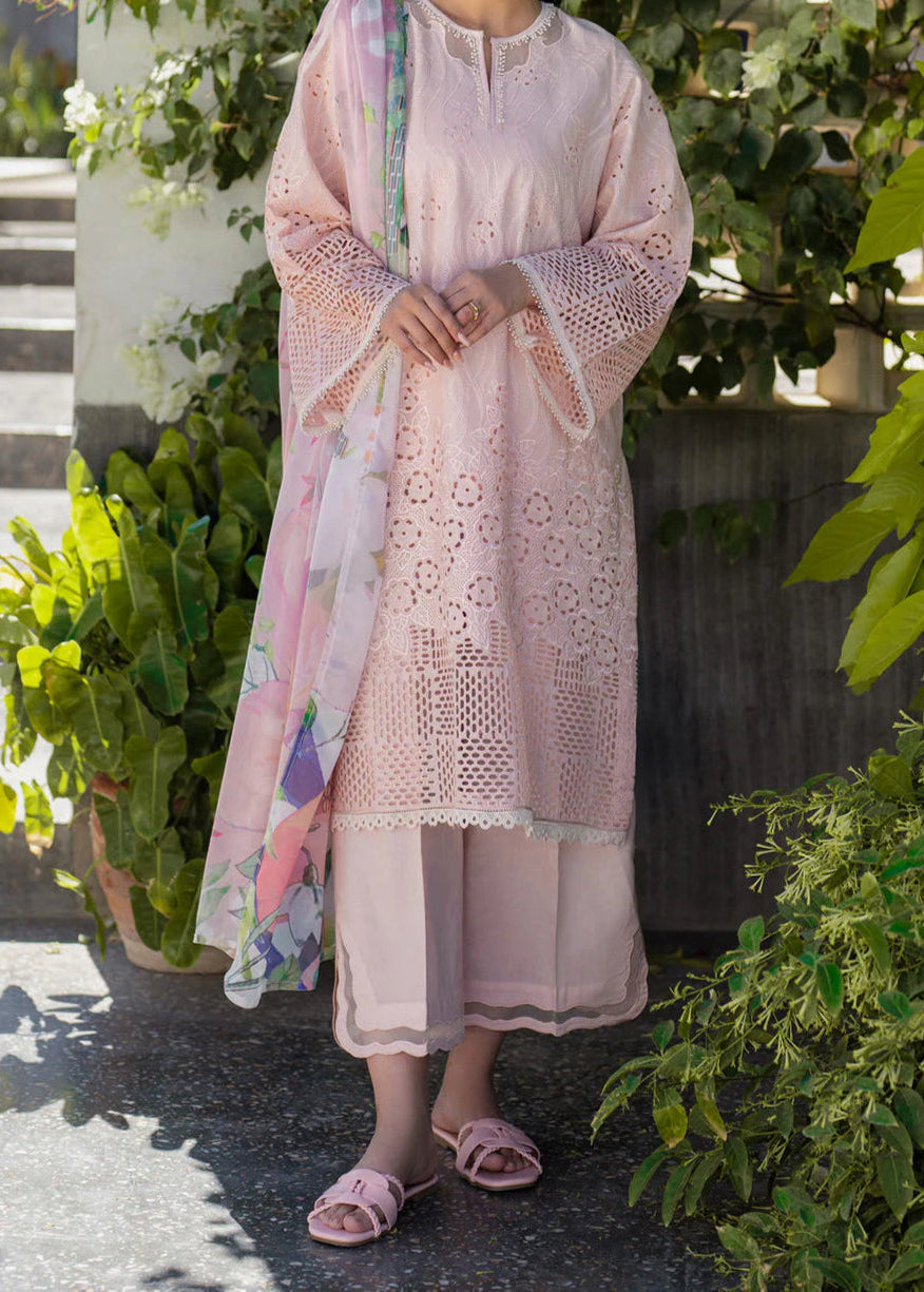 Grace S1261-Embroidered CUTWORK 3pc Lawn Dress With Printed Munar Dupatta.