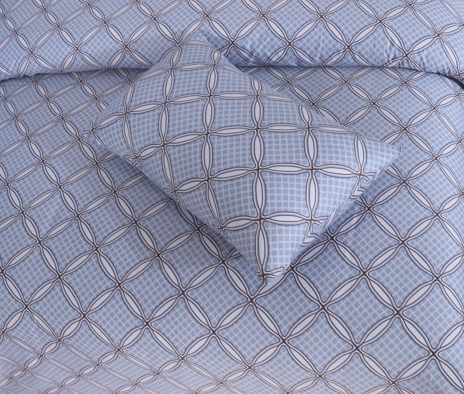 FL946 - BedSheet Set (Premium)