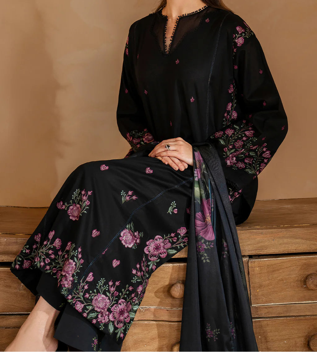 Grace S1456-Embroidered 3pc Lawn Dress With Printed Lawn Dupatta.