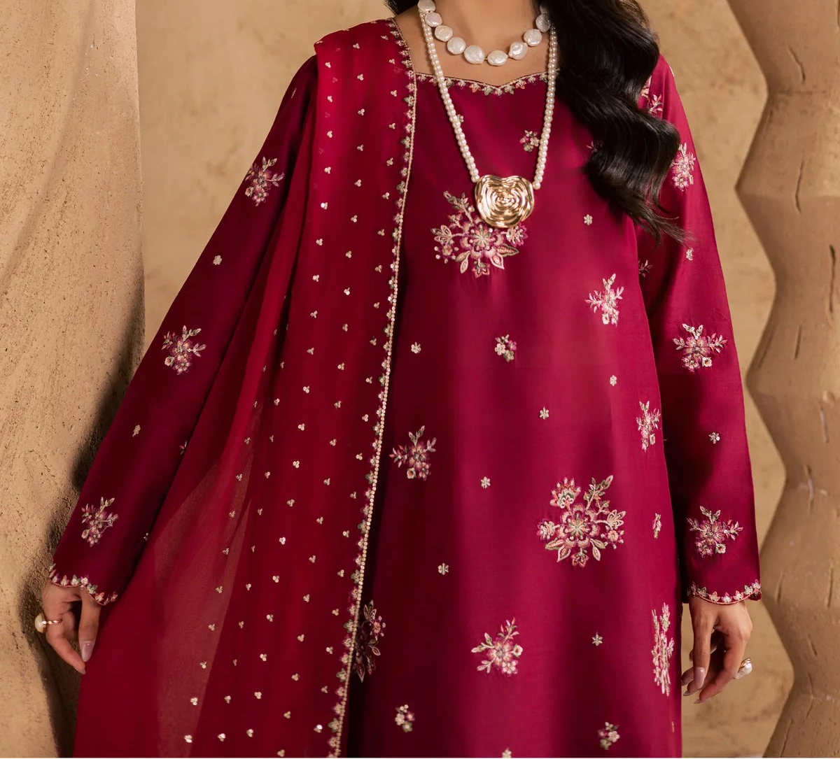 Grace S1528 - Embroidered Sequence 3pc Lawn Dress With Embroidered Sequence Chiffon Dupatta.