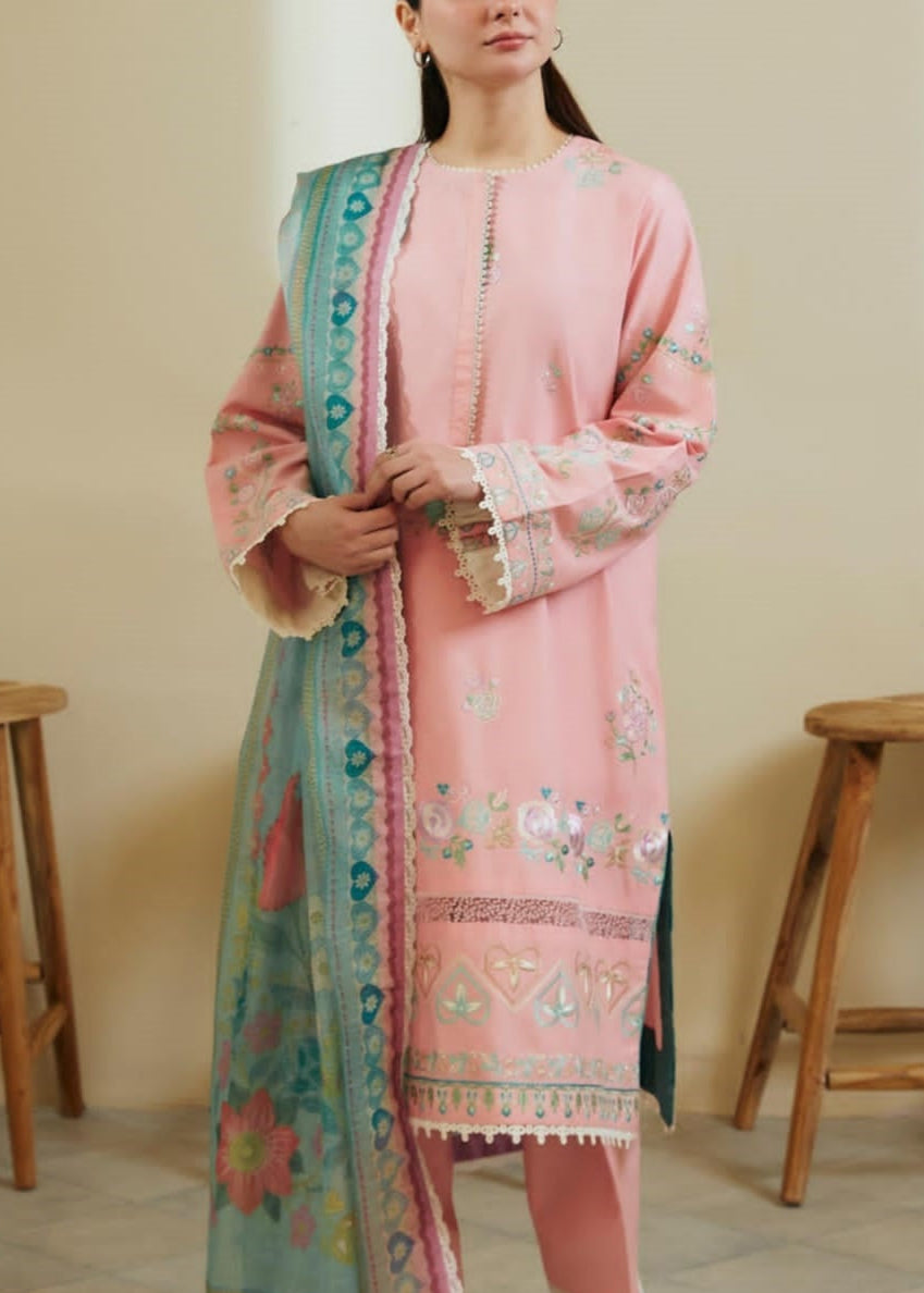 Grace S1189-Embroidered 3pc Lawn Dress With Printed Munar Dupatta.