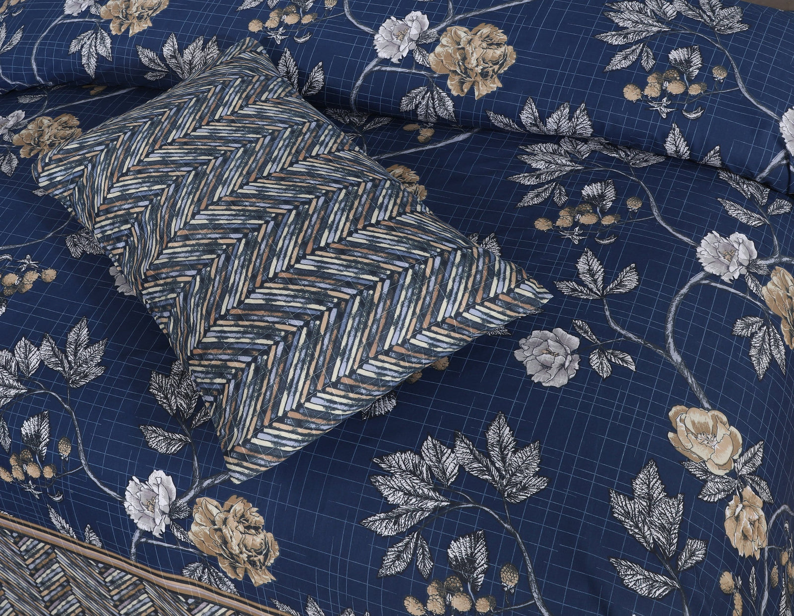 FL560 - BedSheet Set