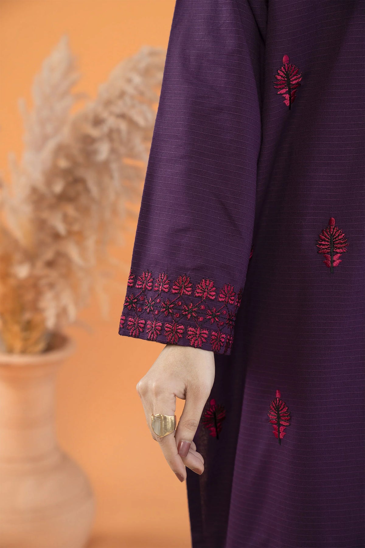 Grace S1258-Embroidered 2pc Lawn Dress