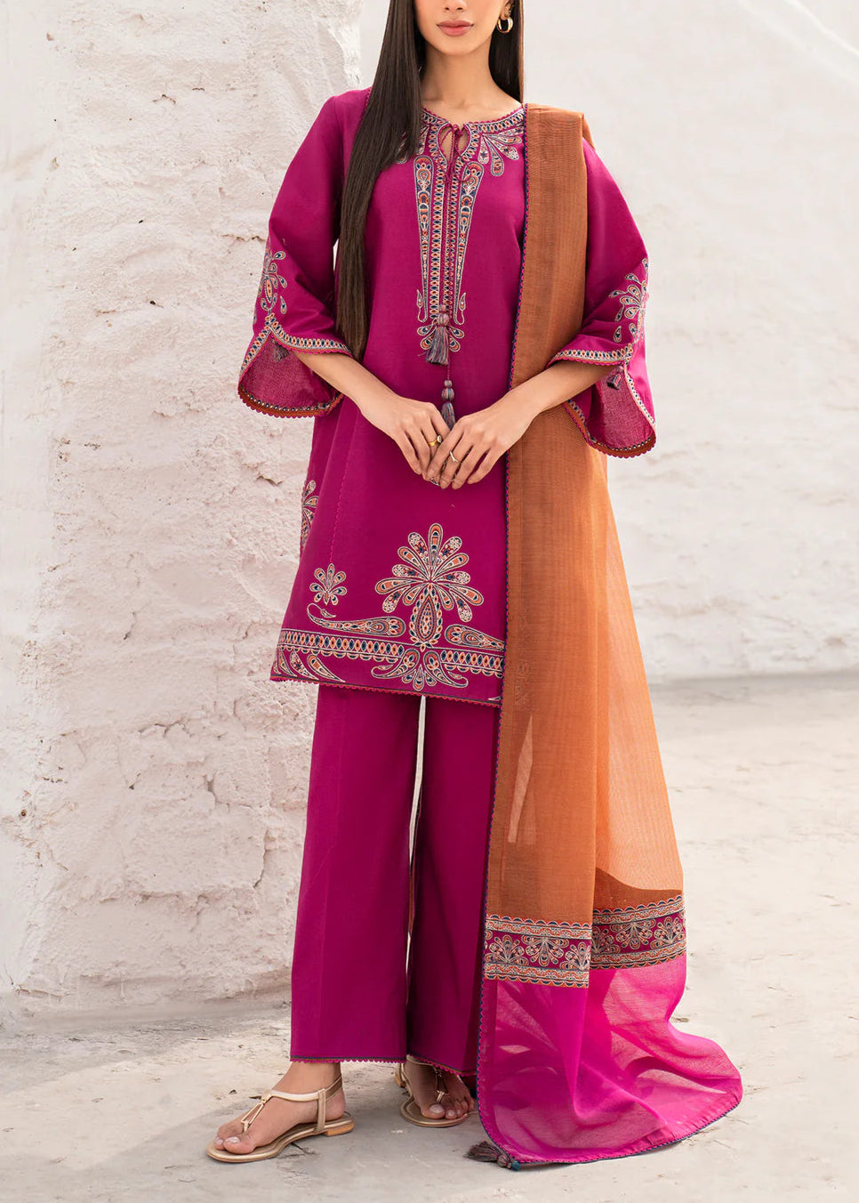 Grace S1190-Embroidered 3pc Lawn Dress With Printed Munar Dupatta.