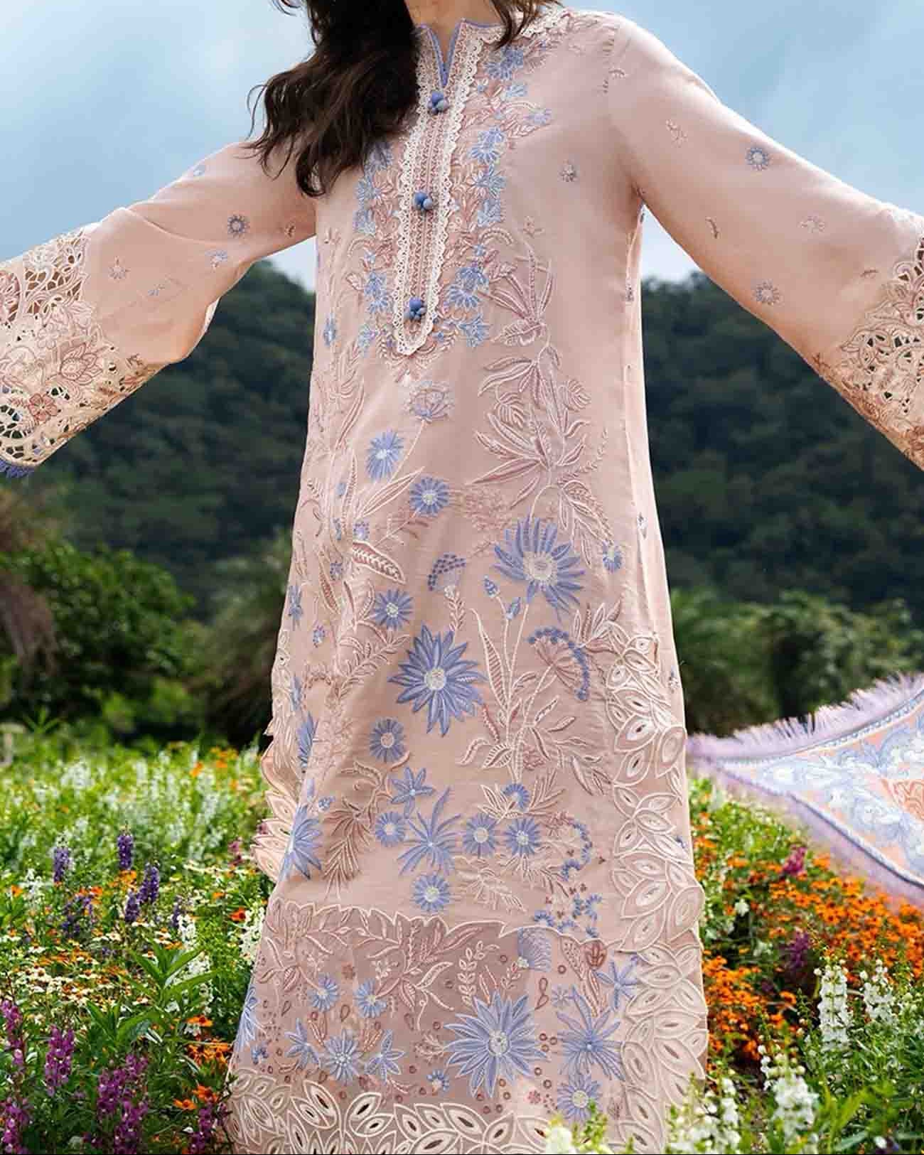 Grace S1426 - Embroidered 3pc Lawn Dress With Printed Lawn Dupatta.