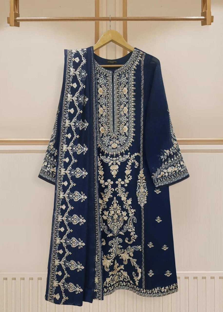 Grace S803-Embroidered 3pc organza dress with Embroidered organza duppata.