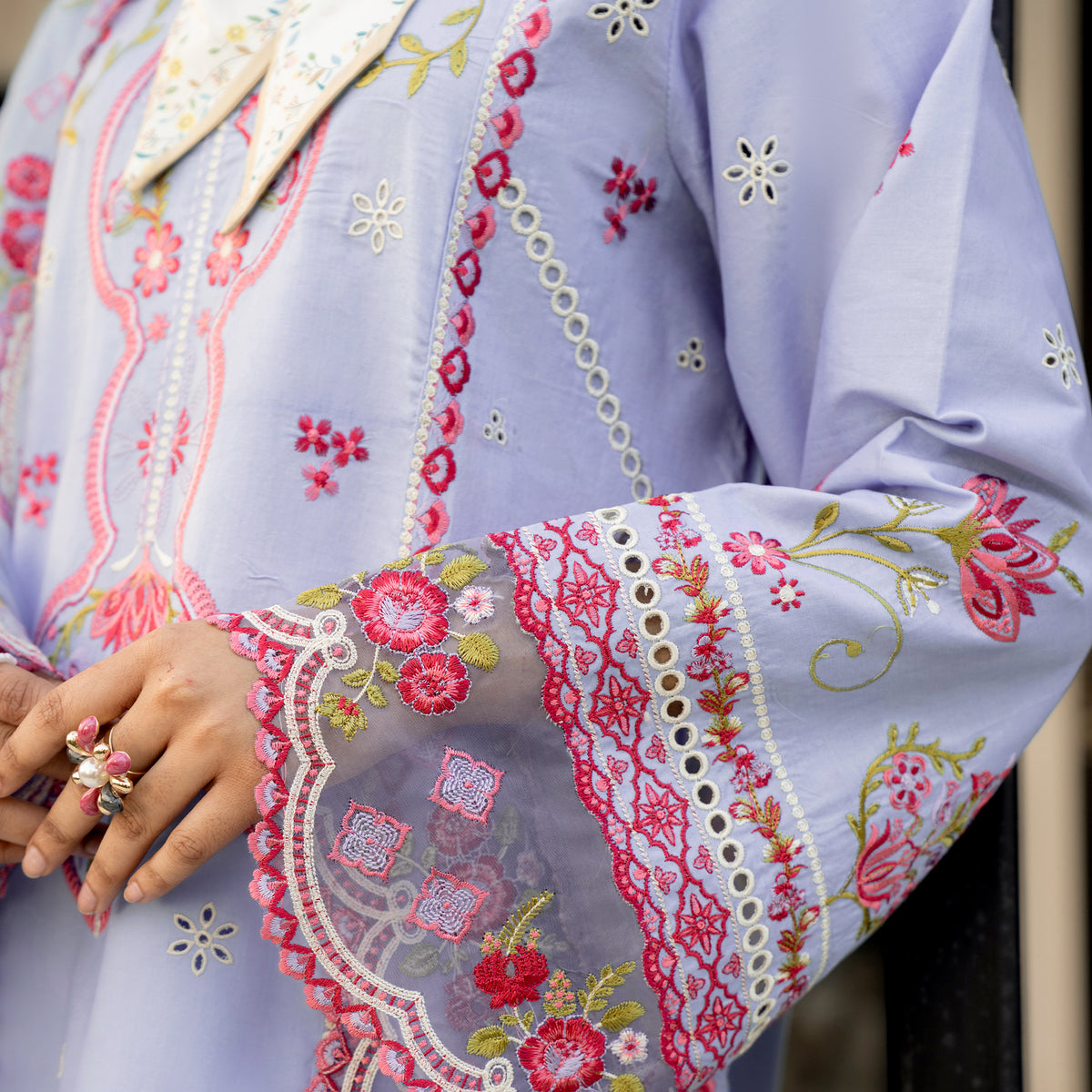 MISK 04 - Embroidered 3pc Chikankari Lawn Dress With Embroidered Cotton Net Dupatta.