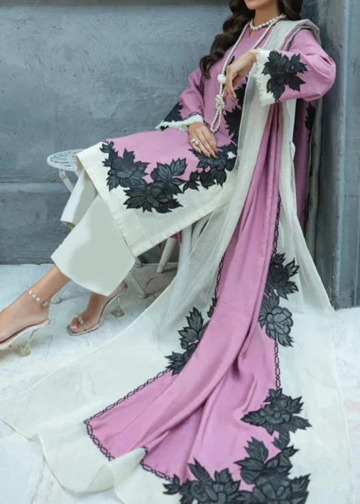 Grace S717-Digital printed 3pc lawn dress with Digital printed munar dupatta.