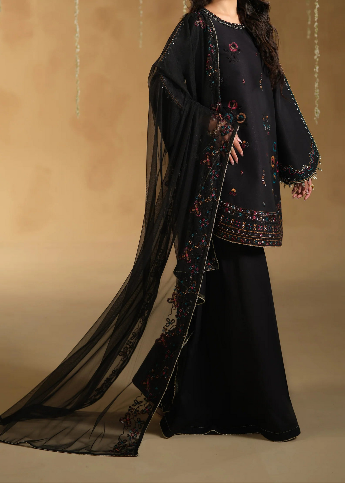 Grace S1513 - Embroidered 3pc Lawn Dress With Embroidered Khadi Net Dupatta.