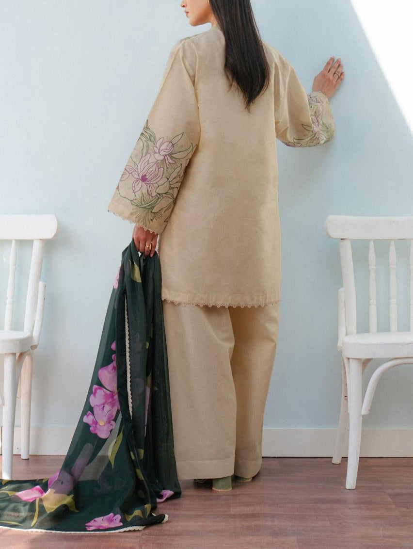 Grace S1128-Embroidered 3pc Lawn Dress With Printed Munar Dupatta.