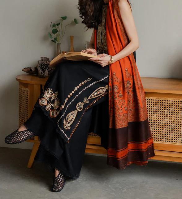 Grace S1359 - Embroidered 3pc Lawn Dress With Printed Lawn Dupatta. ( With Sleeves )