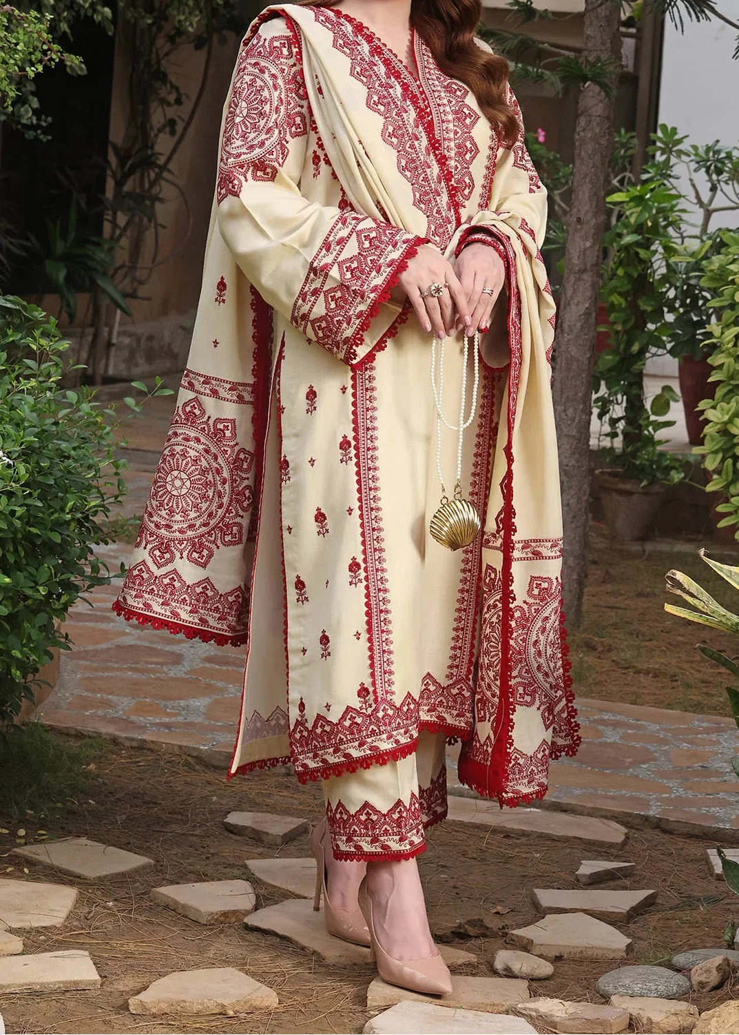 Grace Z-(W773 ) - Stitched Embroidered 3pc Marina Dress With Embroidered Marina Shawl.