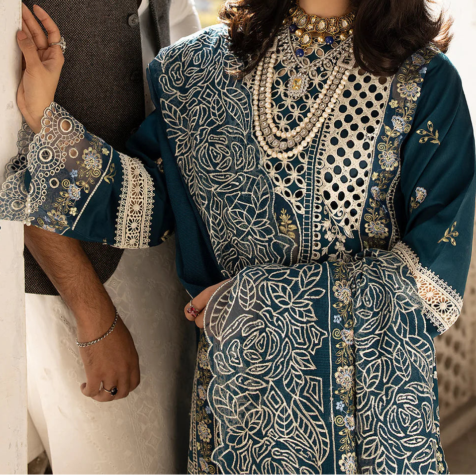 Grace S1545 - Embroidered 3pc Lawn Dress With Printed Chiffon Dupatta.