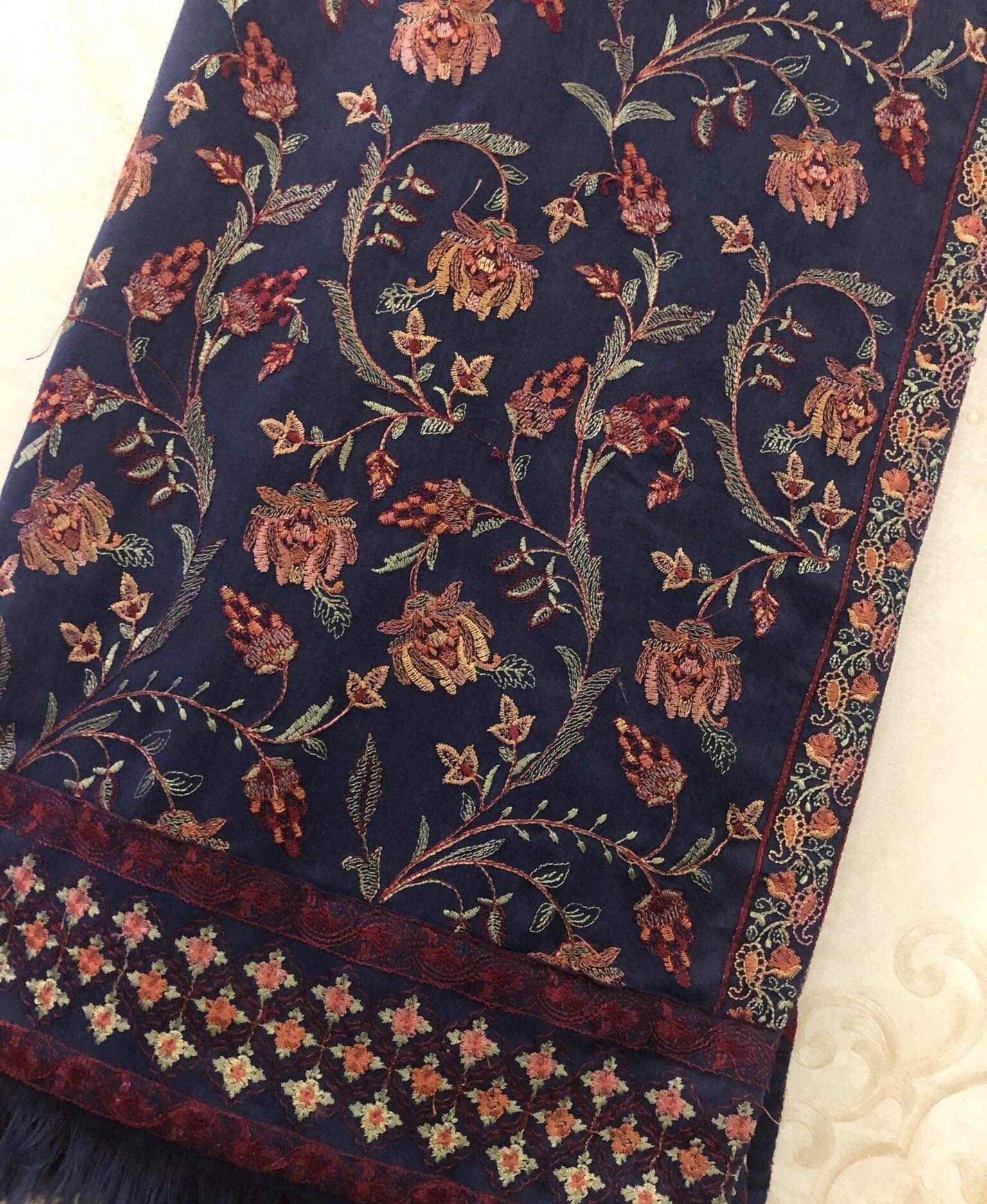 SARINNAH PREMIUM D45-FORMAL HEAVY EMBROIDED KARANDI SHAWL.